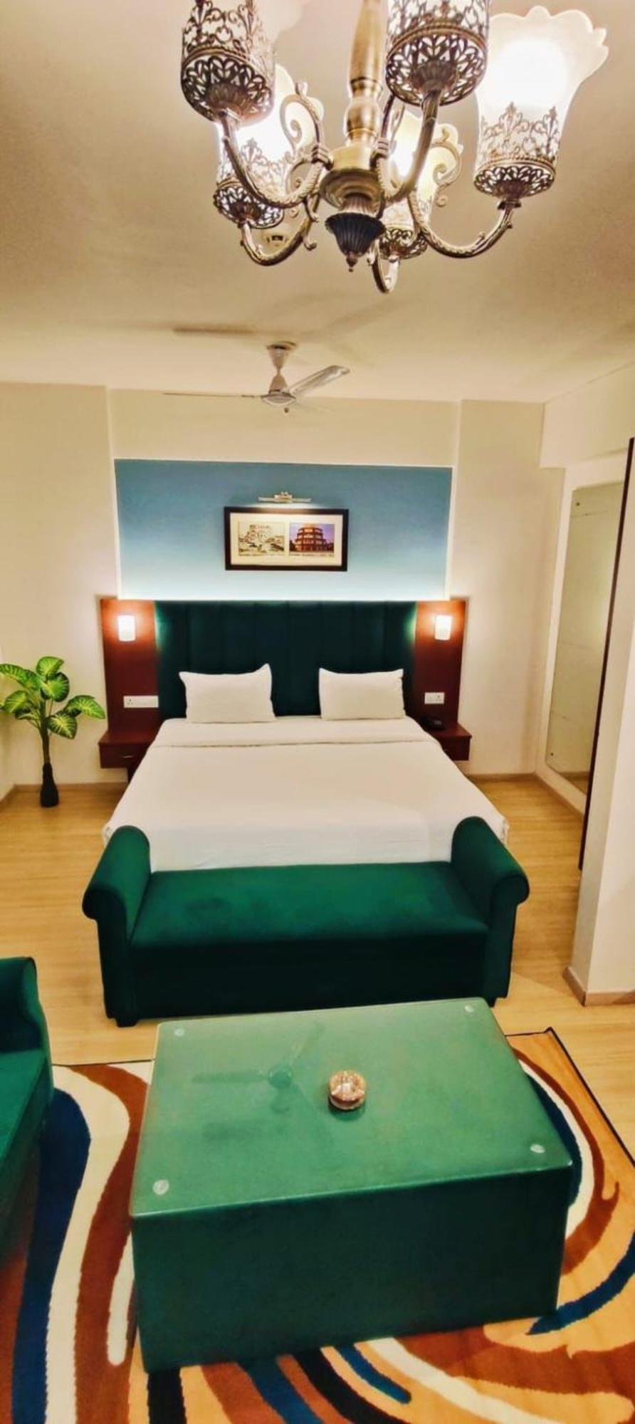 The Grace Residency - Gomtinagar, Lucknow Aparthotel Εξωτερικό φωτογραφία