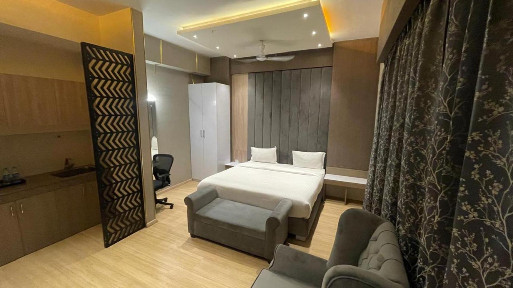 The Grace Residency - Gomtinagar, Lucknow Aparthotel Εξωτερικό φωτογραφία