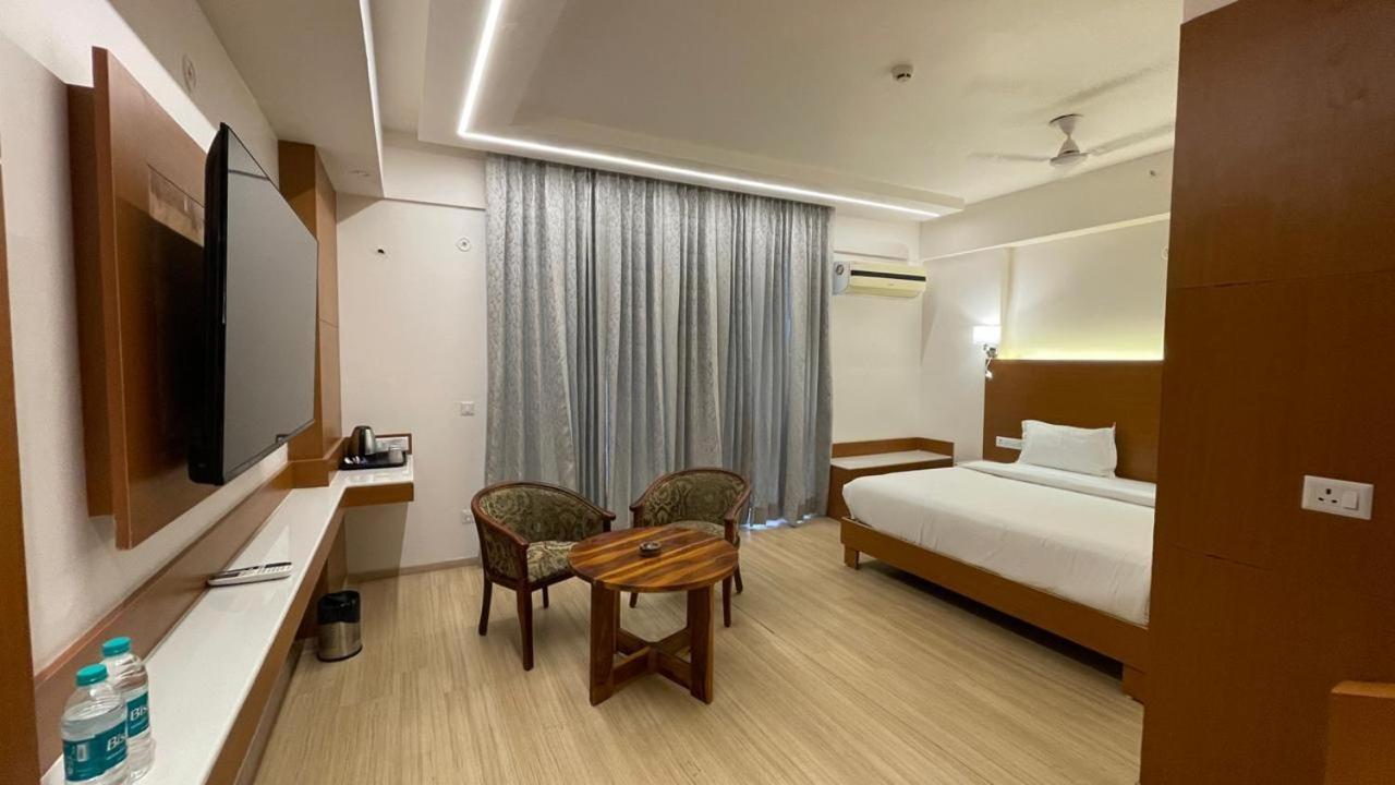 The Grace Residency - Gomtinagar, Lucknow Aparthotel Εξωτερικό φωτογραφία